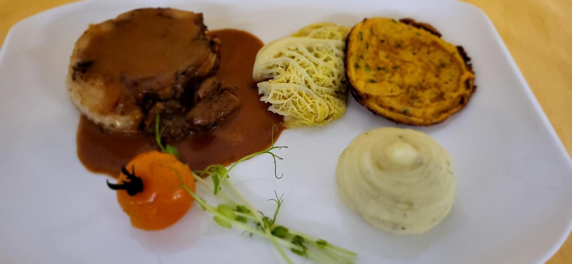 Logis Hotel Restaurant & Spa Les Remparts Салер Экстерьер фото